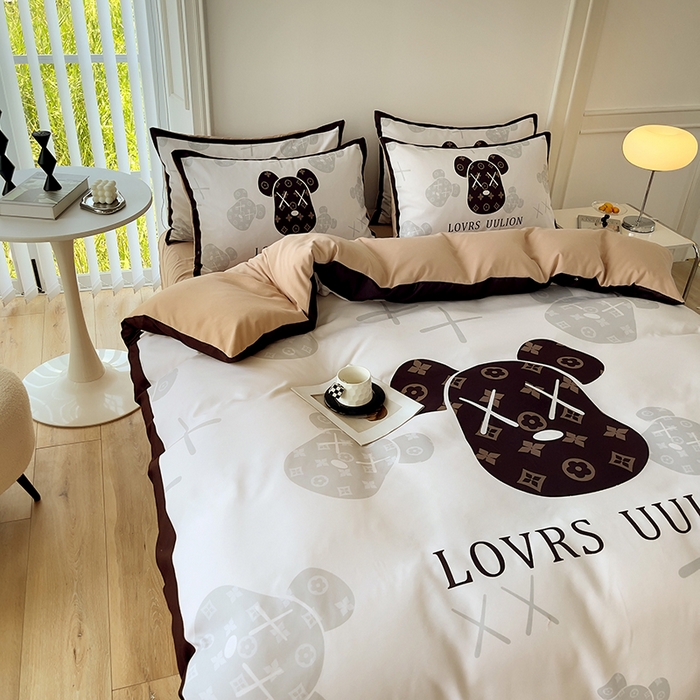 91家纺网 家纺一手货源 找家纺 色鬼布艺高端家居主号 2025秋冬新款网红款水洗棉四季款四件套 熊头咖