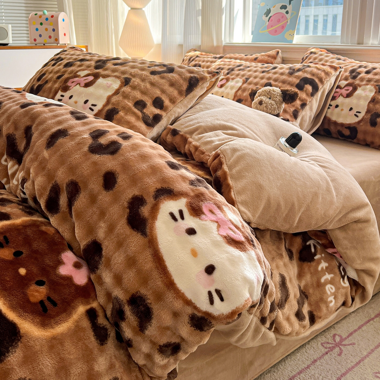 91家纺网 家纺一手货源 找家纺 （总）典曼家纺 2025新款亲肤舒适保暖泡泡绒四件套