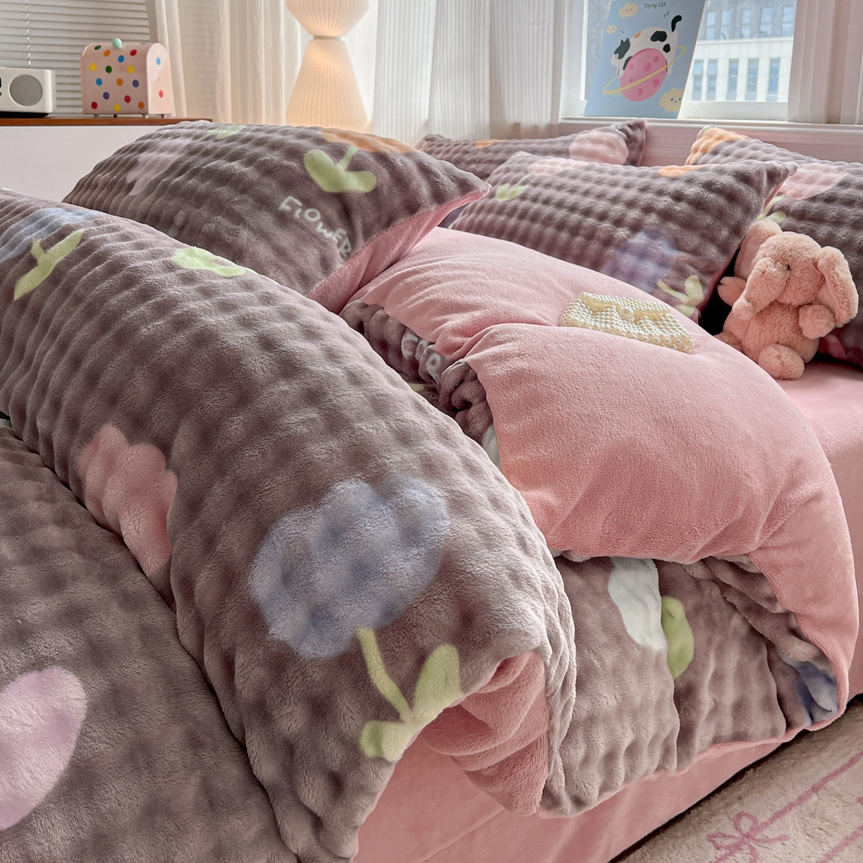 91家纺网 家纺一手货源 找家纺 （总）典曼家纺 2025新款亲肤舒适保暖泡泡绒四件套