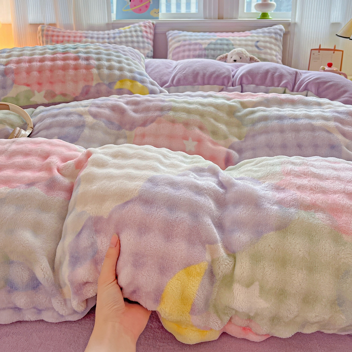 91家纺网 家纺一手货源 找家纺 典曼家纺 2025新款亲肤舒适保暖泡泡绒四件套 梦幻星空