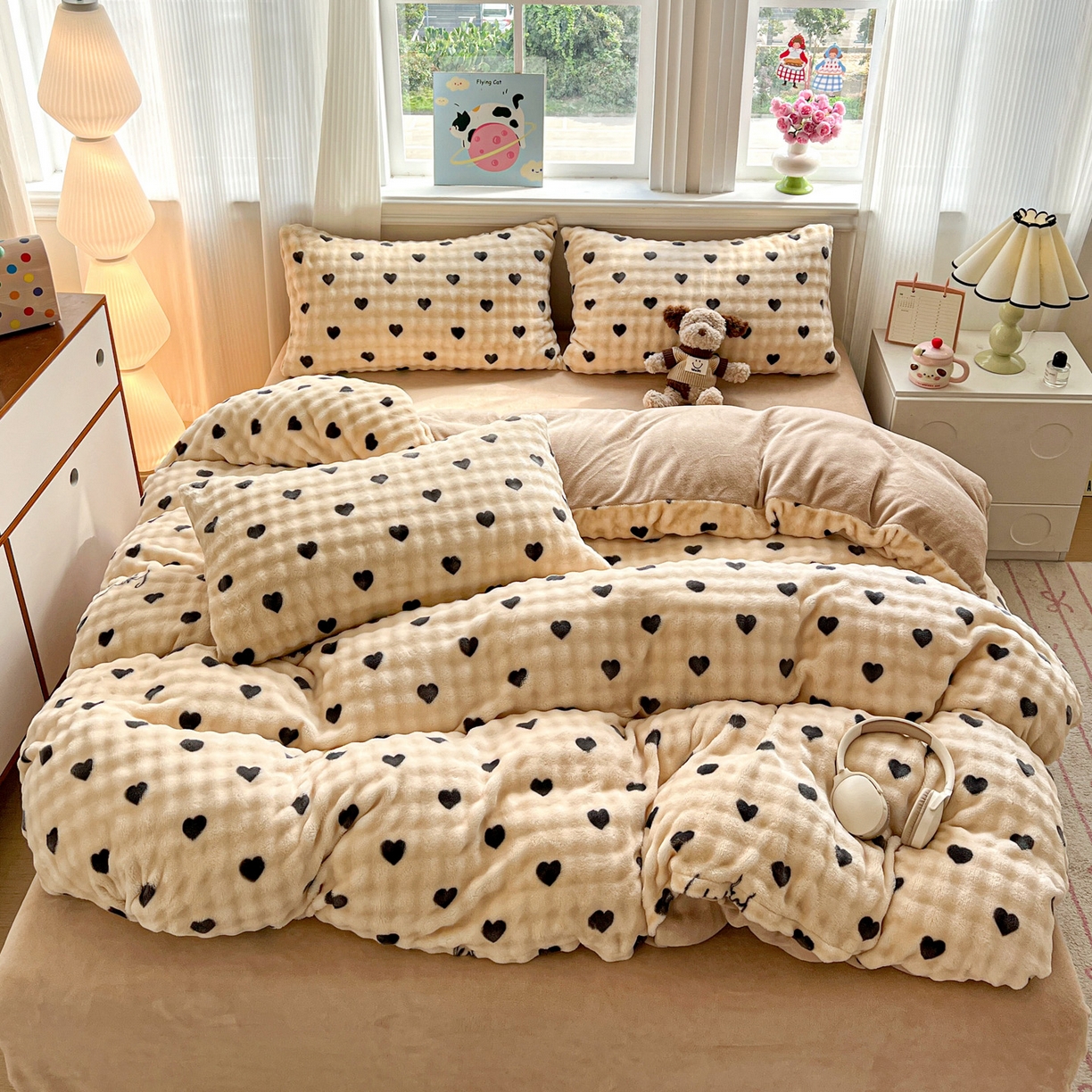 91家纺网 家纺一手货源 找家纺 典曼家纺 2025新款亲肤舒适保暖泡泡绒四件套 焦糖奶咖