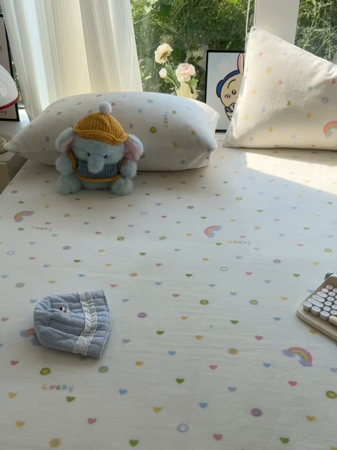 91家纺网 家纺一手货源 找家纺 沐芷 2025 加厚高克重牛奶绒床笠单件/床笠三件套  床笠款床罩床垫保护套罩 【绒】彩虹爱心