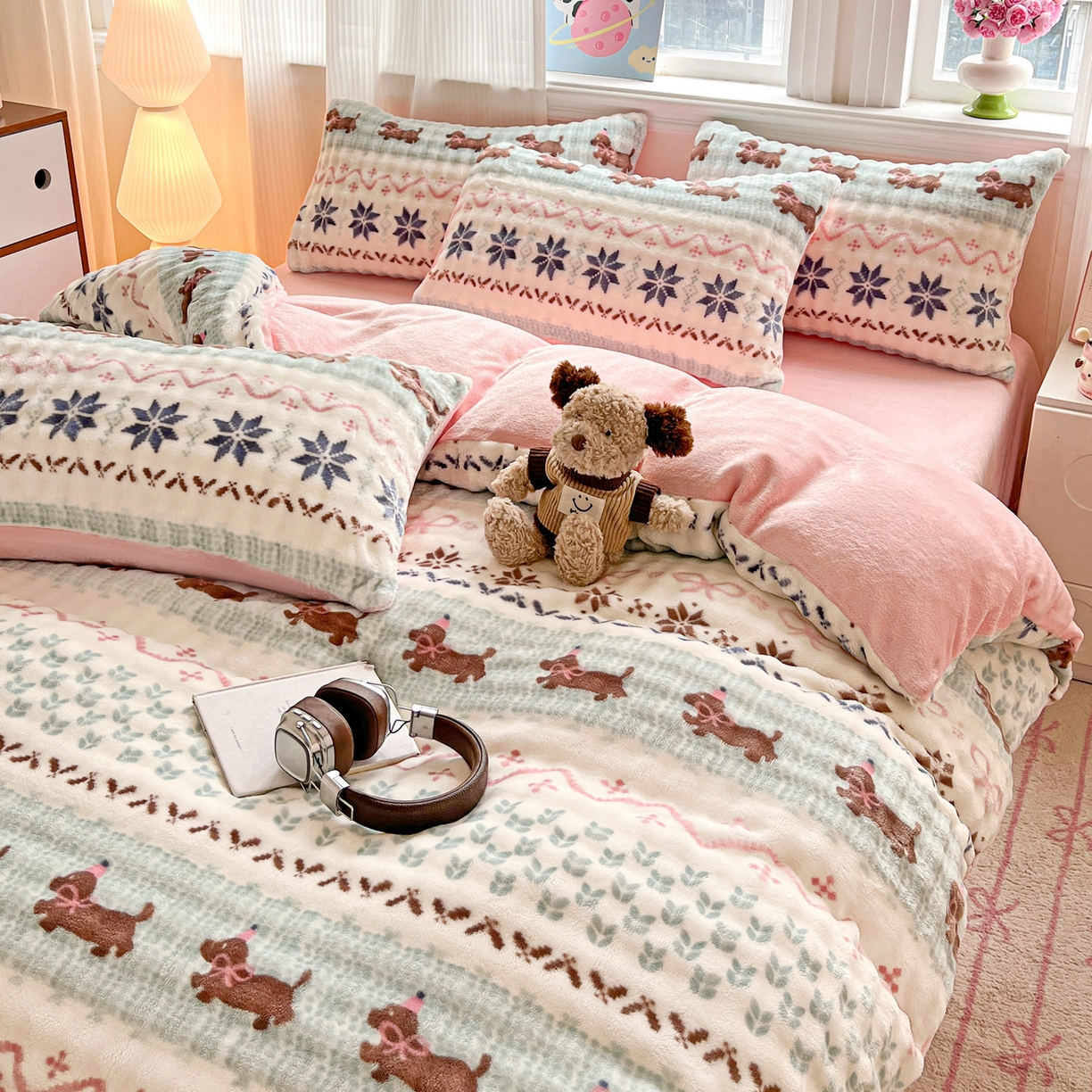 91家纺网 家纺一手货源 找家纺 典曼家纺 2025新款亲肤舒适保暖泡泡绒四件套 汪汪队