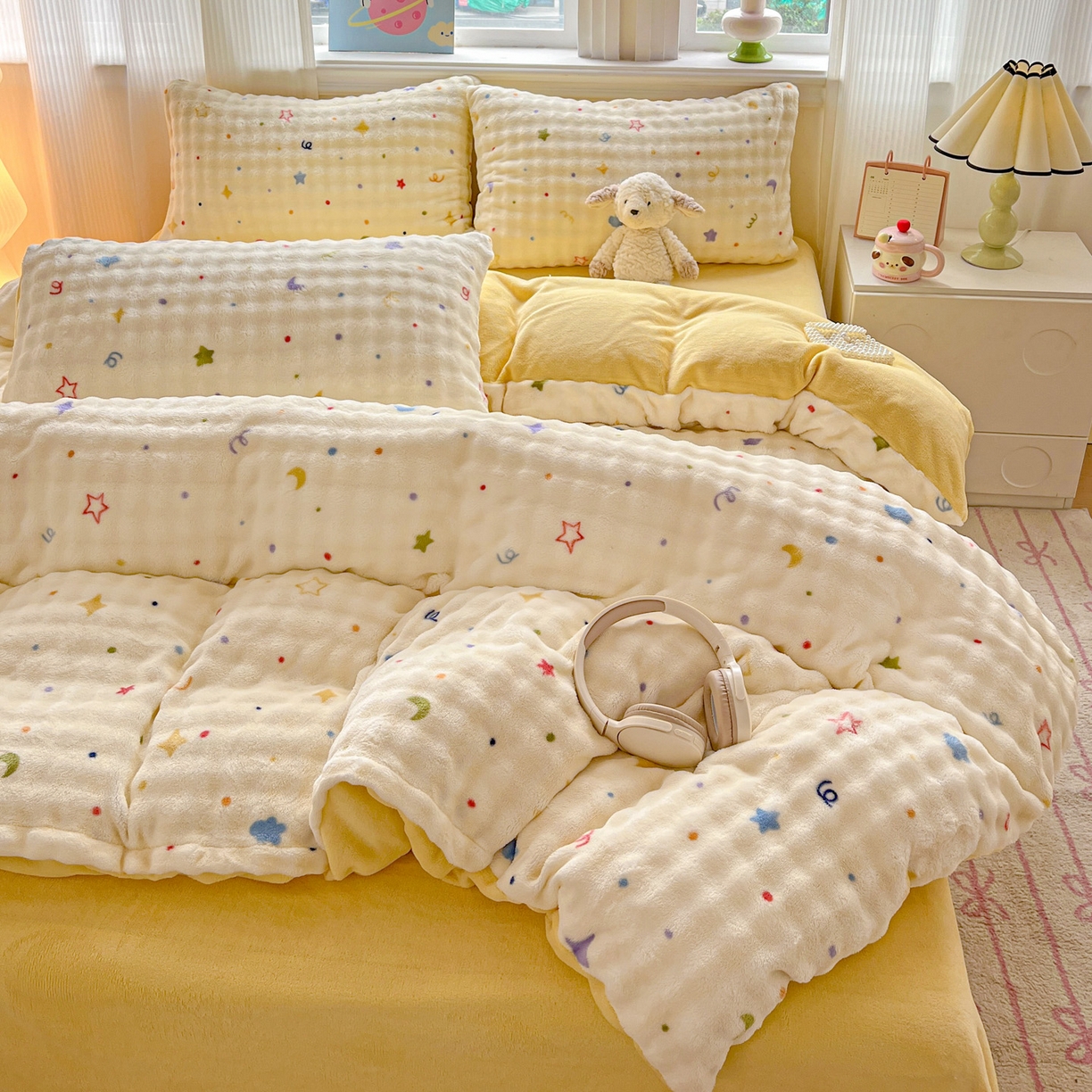 91家纺网 家纺一手货源 找家纺 典曼家纺 2025新款亲肤舒适保暖泡泡绒四件套 奶油起司