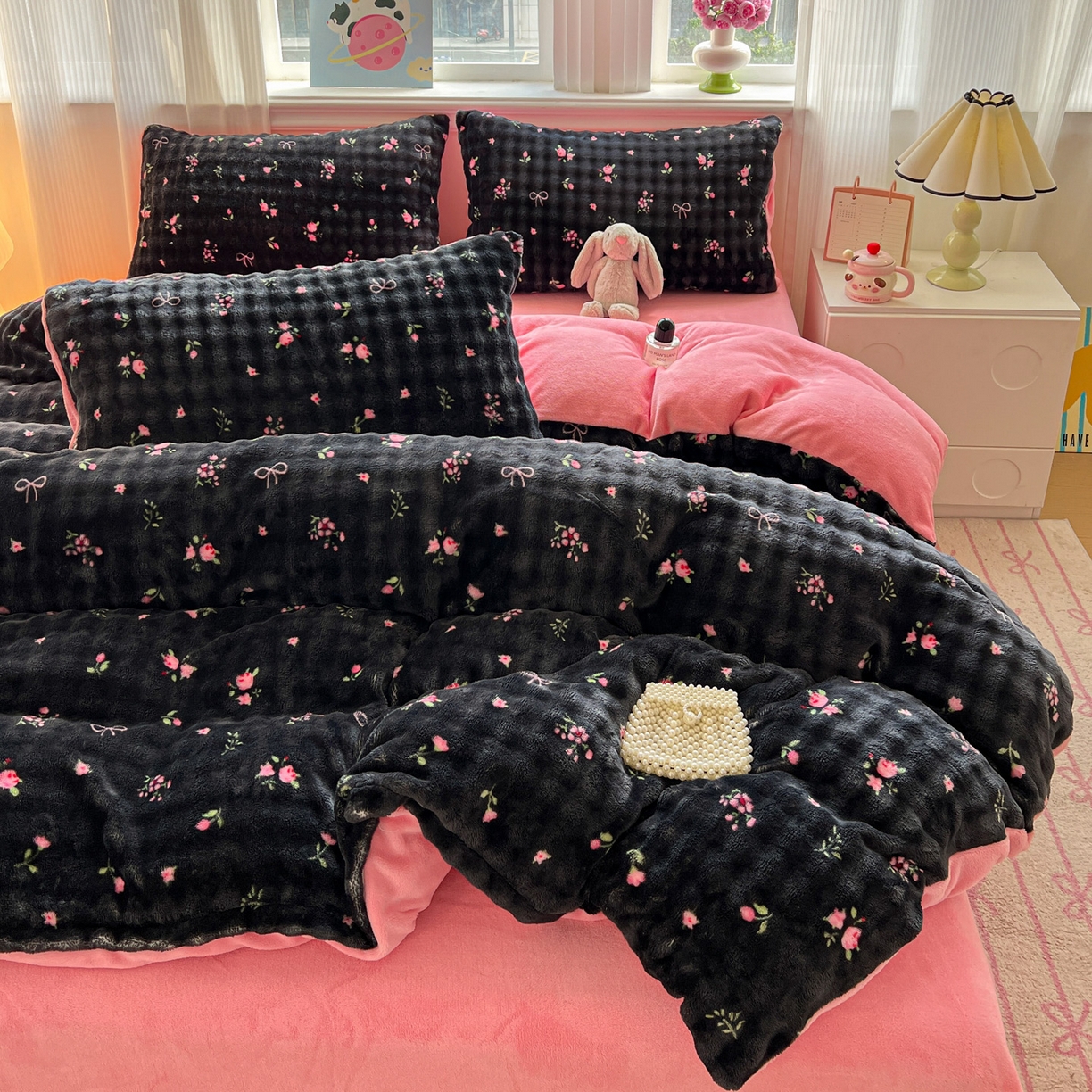 91家纺网 家纺一手货源 找家纺 典曼家纺 2025新款亲肤舒适保暖泡泡绒四件套 暗香