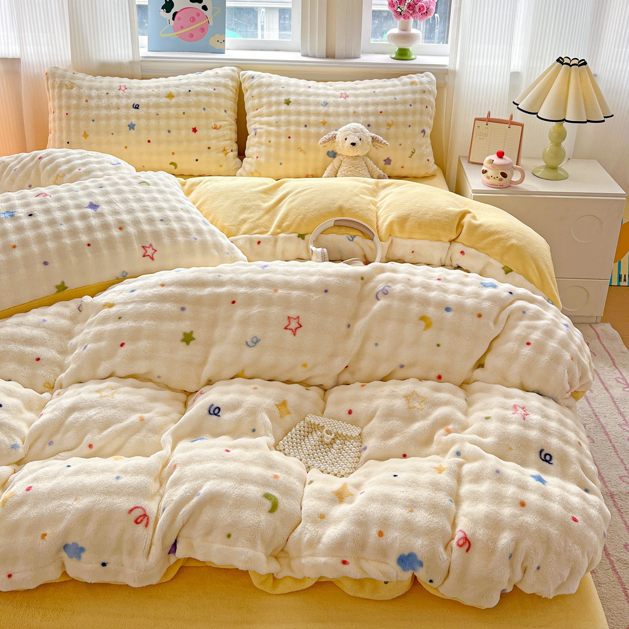 91家纺网 家纺一手货源 找家纺 典曼家纺 2025新款亲肤舒适保暖泡泡绒四件套 奶油起司