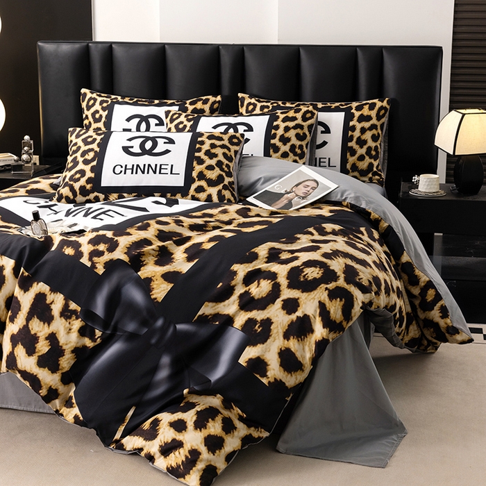 91家纺网 家纺一手货源 找家纺 色鬼布艺高端家居主号 2025新款轻奢亲肤纯棉数码印花网红热款四件套 豹纹香