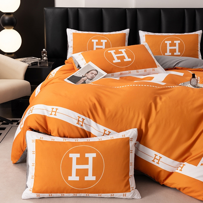 91家纺网 家纺一手货源 找家纺 色鬼布艺高端家居主号 2025新款轻奢亲肤纯棉数码印花网红热款四件套 大H