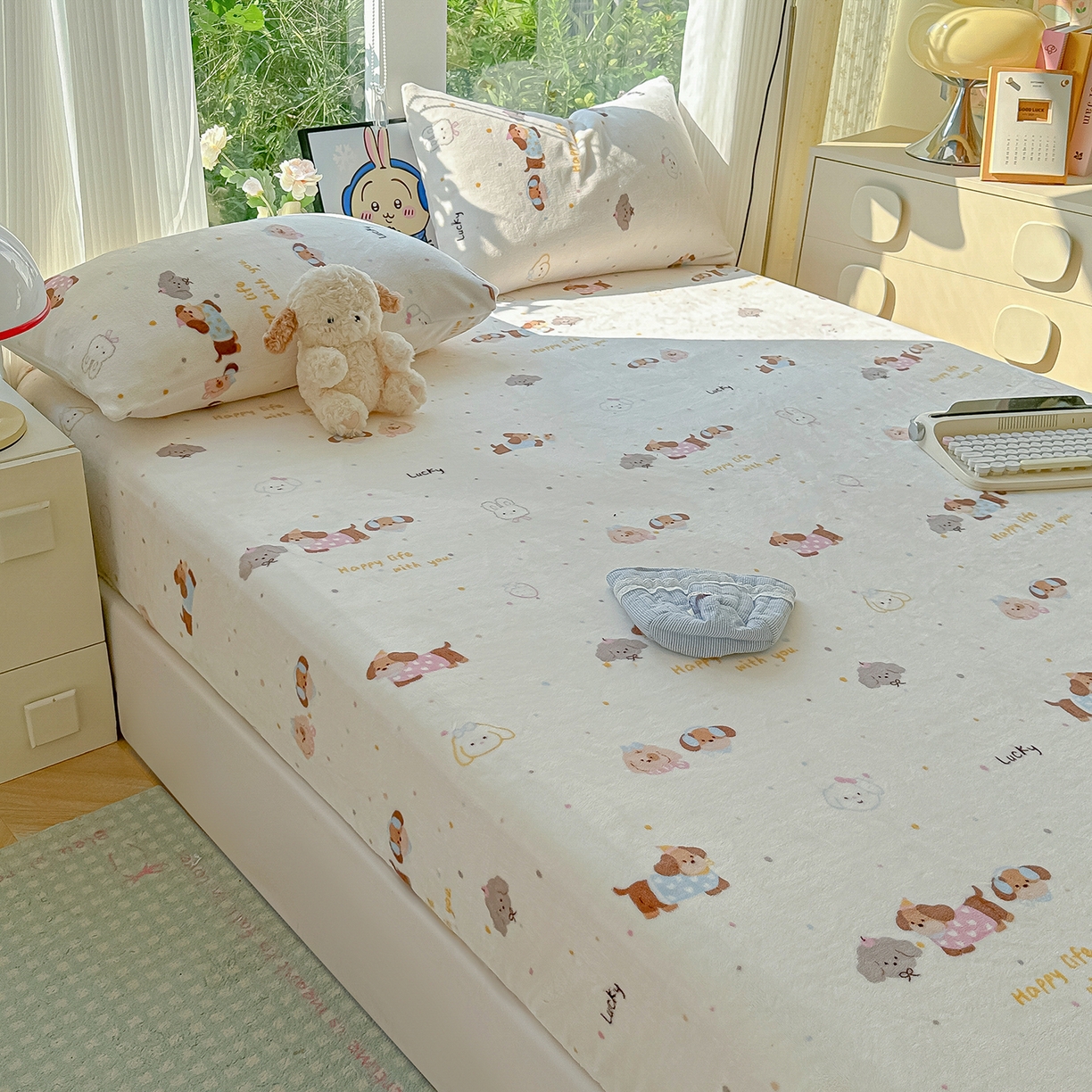 91家纺网 家纺一手货源 找家纺 沐芷 2025 加厚高克重牛奶绒床笠单件/床笠三件套  床笠款床罩床垫保护套罩 【绒】腊肠狗联盟