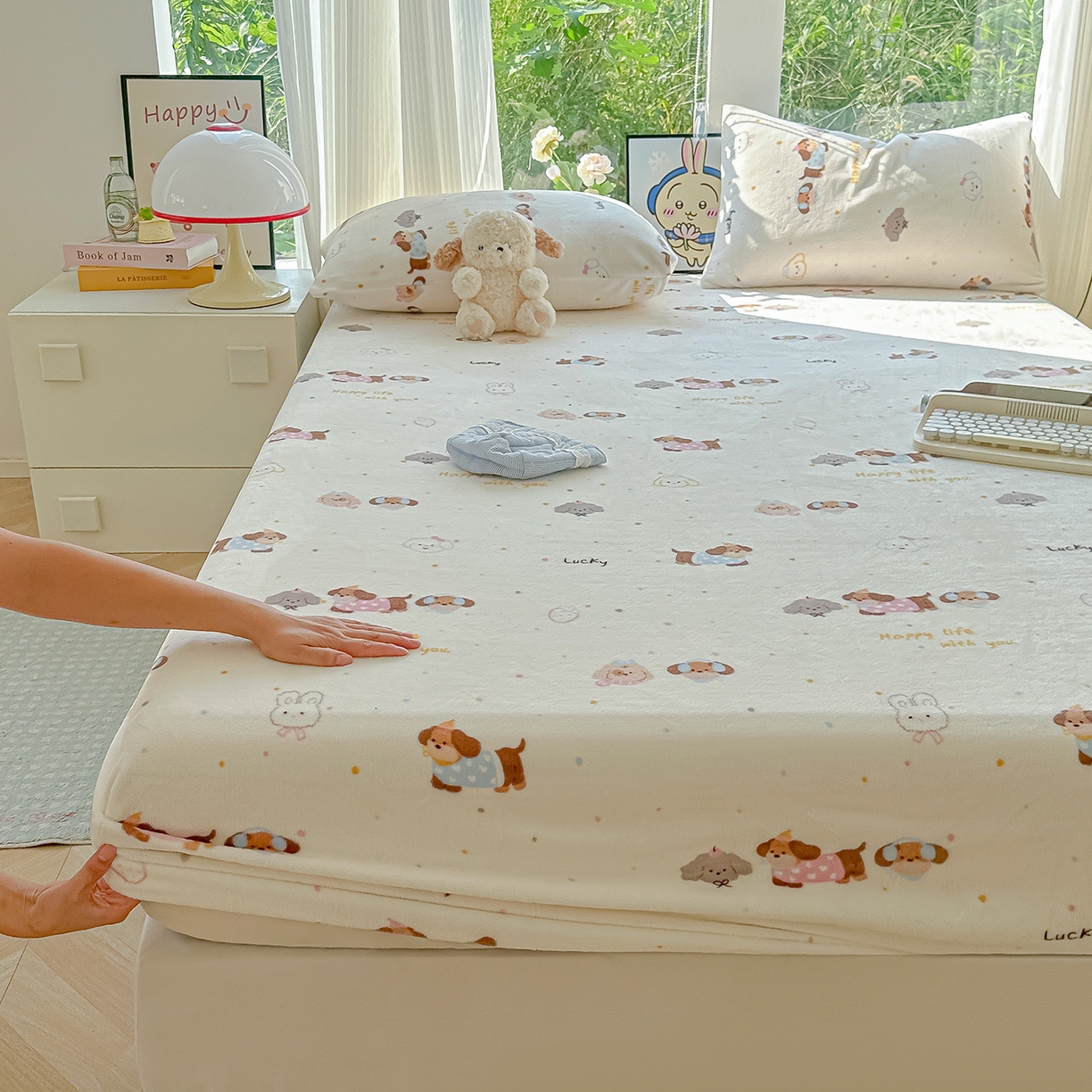 91家纺网 家纺一手货源 找家纺 沐芷 2025 加厚高克重牛奶绒床笠单件/床笠三件套  床笠款床罩床垫保护套罩 【绒】腊肠狗联盟