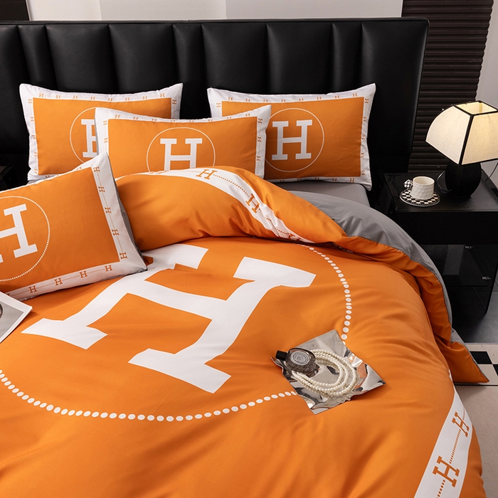 91家纺网 家纺一手货源 找家纺 色鬼布艺高端家居主号 2025新款轻奢亲肤纯棉数码印花网红热款四件套 大H