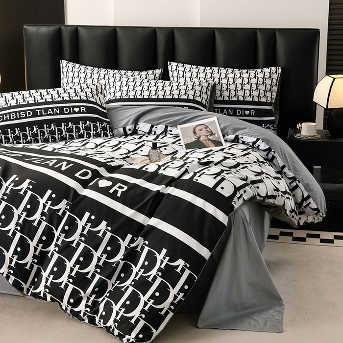 91家纺网 家纺一手货源 找家纺 色鬼布艺高端家居主号 2025新款轻奢亲肤纯棉数码印花网红热款四件套 黑白迪