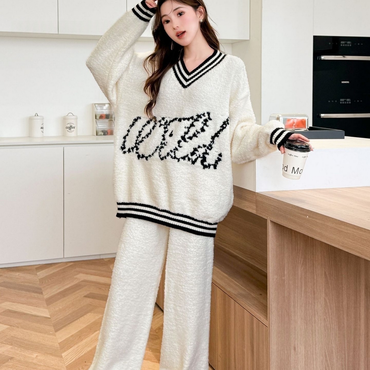 91家纺网 家纺一手货源 找家纺 洛兰沙家居馆 2025新款半边绒睡衣女高级感开衫直筒裤家居服加厚可外穿百搭睡衣家居服 半边绒24