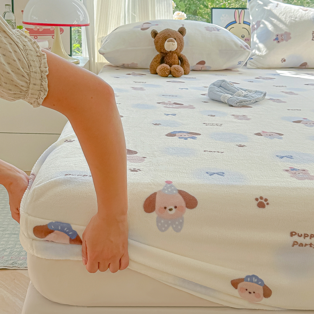 91家纺网 家纺一手货源 找家纺 沐芷 2025 加厚高克重牛奶绒床笠单件/床笠三件套  床笠款床罩床垫保护套罩 【绒】蓝波点印记