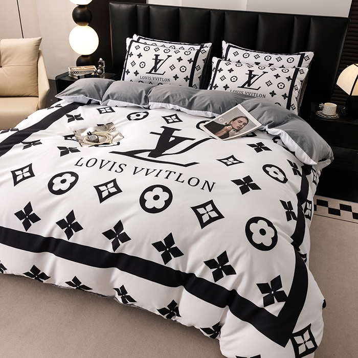 91家纺网 家纺一手货源 找家纺 色鬼布艺高端家居主号 2025新款轻奢亲肤纯棉数码印花网红热款四件套 黑白V