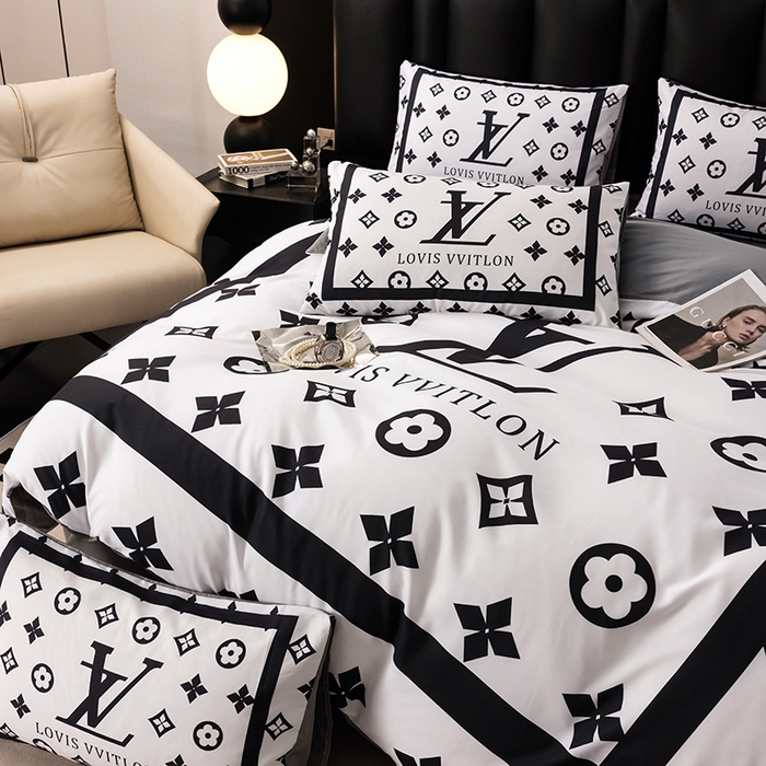 91家纺网 家纺一手货源 找家纺 色鬼布艺高端家居主号 2025新款轻奢亲肤纯棉数码印花网红热款四件套 黑白V