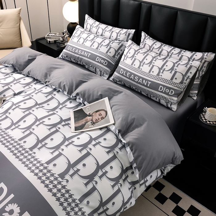 91家纺网 家纺一手货源 找家纺 色鬼布艺高端家居主号 2025新款轻奢亲肤纯棉数码印花网红热款四件套 灰迪