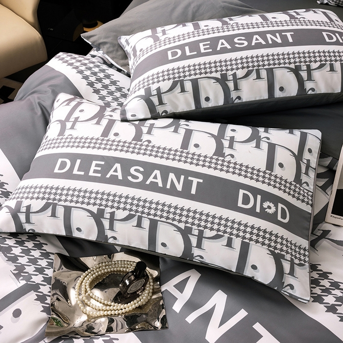 91家纺网 家纺一手货源 找家纺 色鬼布艺高端家居主号 2025新款轻奢亲肤纯棉数码印花网红热款四件套 灰迪