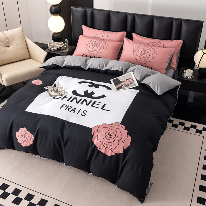 91家纺网 家纺一手货源 找家纺 色鬼布艺高端家居主号 2025新款轻奢亲肤纯棉数码印花网红热款四件套 慕斯小姐