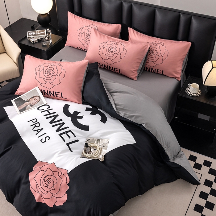 91家纺网 家纺一手货源 找家纺 色鬼布艺高端家居主号 2025新款轻奢亲肤纯棉数码印花网红热款四件套 慕斯小姐