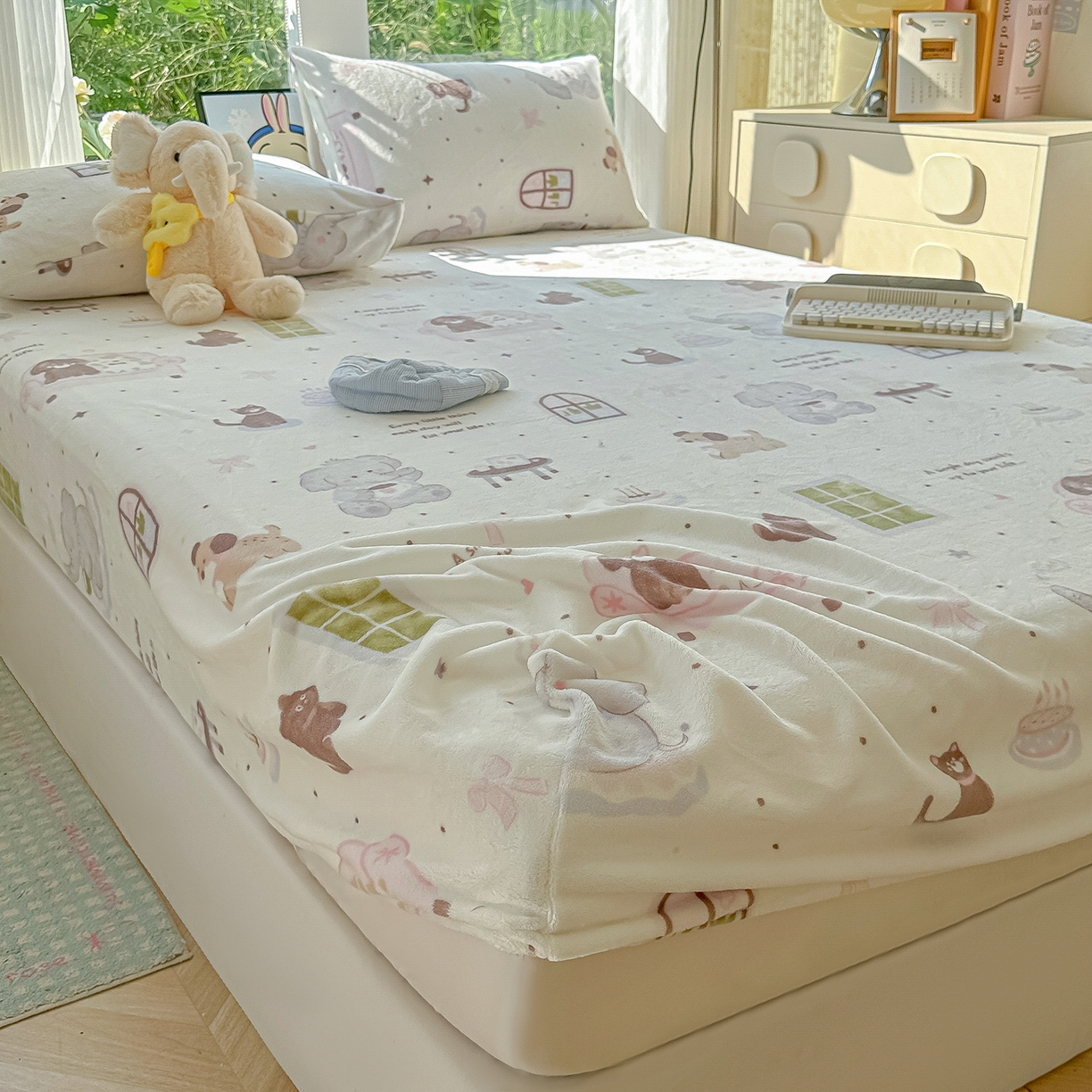 91家纺网 家纺一手货源 找家纺 沐芷 2025 加厚高克重牛奶绒床笠单件/床笠三件套  床笠款床罩床垫保护套罩 【绒】软萌小象