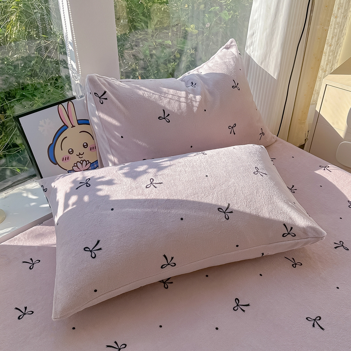 91家纺网 家纺一手货源 找家纺 沐芷 2025 加厚高克重牛奶绒床笠单件/床笠三件套  床笠款床罩床垫保护套罩 【绒】小蝴蝶结紫