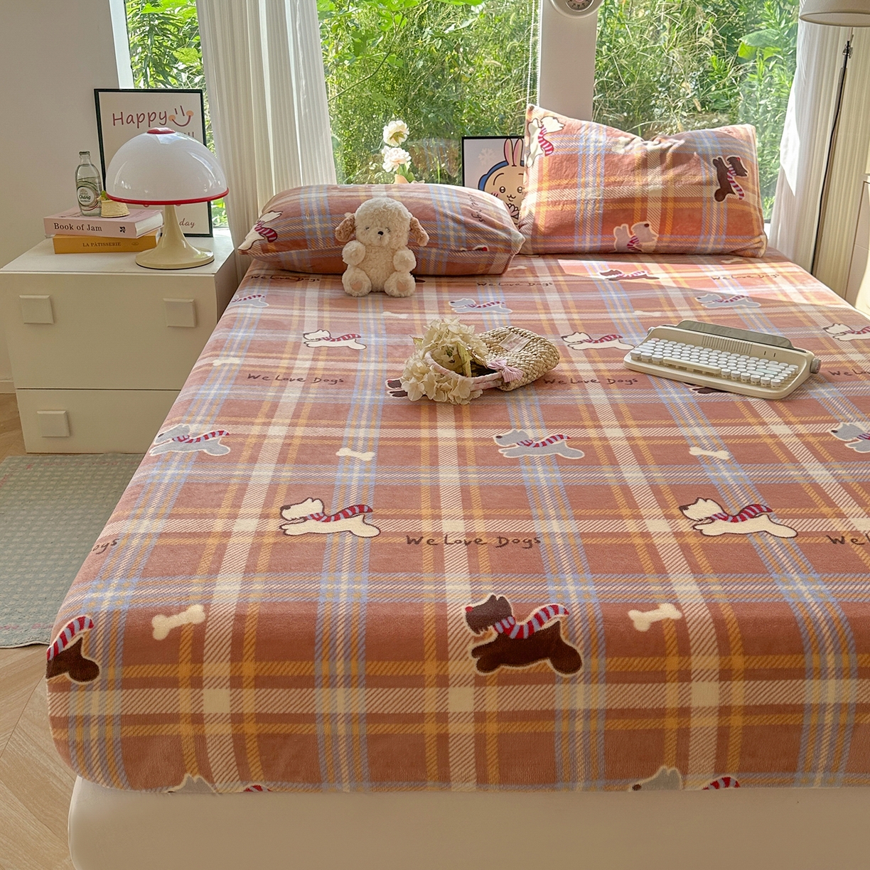 91家纺网 家纺一手货源 找家纺 沐芷 2025 加厚高克重牛奶绒床笠单件/床笠三件套  床笠款床罩床垫保护套罩 【绒】围脖咖咖