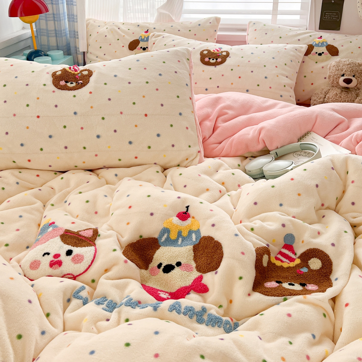 91家纺网 家纺一手货源 找家纺 （总）典曼家纺 2025新款卡通毛巾绣四件套