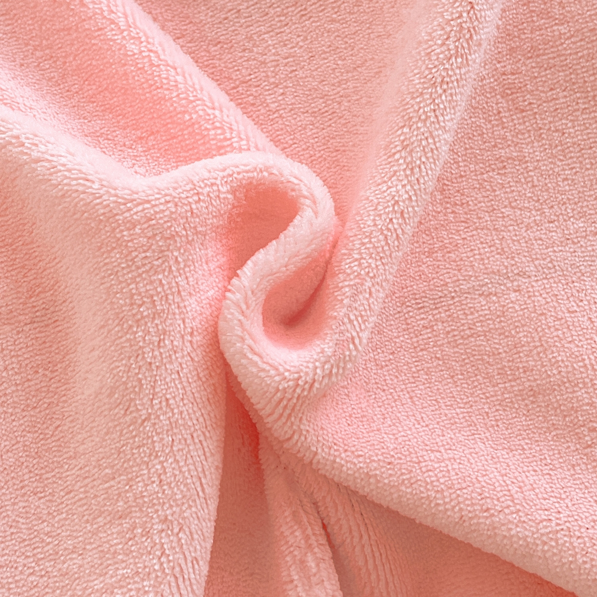 91家纺网 家纺一手货源 找家纺 典曼家纺 2025新款卡通毛巾绣四件套 花田女孩