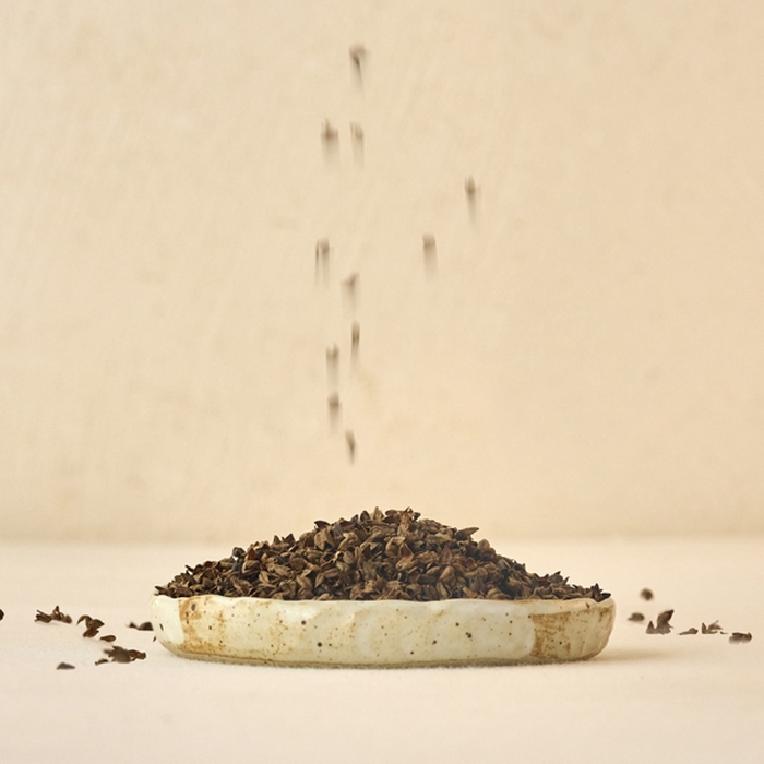 91家纺网 家纺一手货源 找家纺 明星枕业 2025新款全棉磨毛荞麦枕头枕芯花边饺子形枕全荞麦壳月牙护颈枕枕头枕芯 组合图