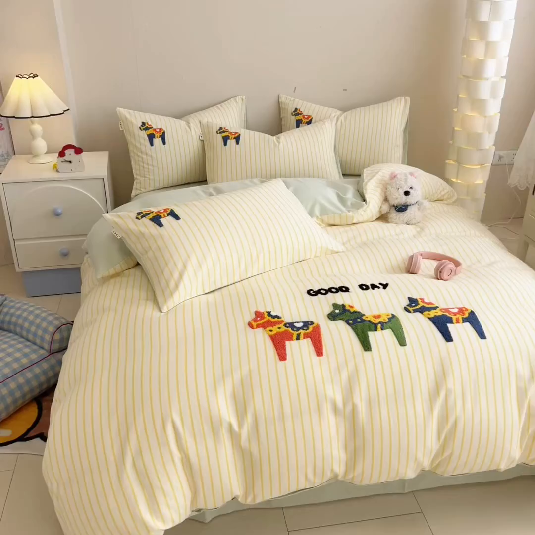 91家纺网 家纺一手货源 找家纺 （总）女子家纺 2025新款全棉磨毛卡通毛巾绣四件套