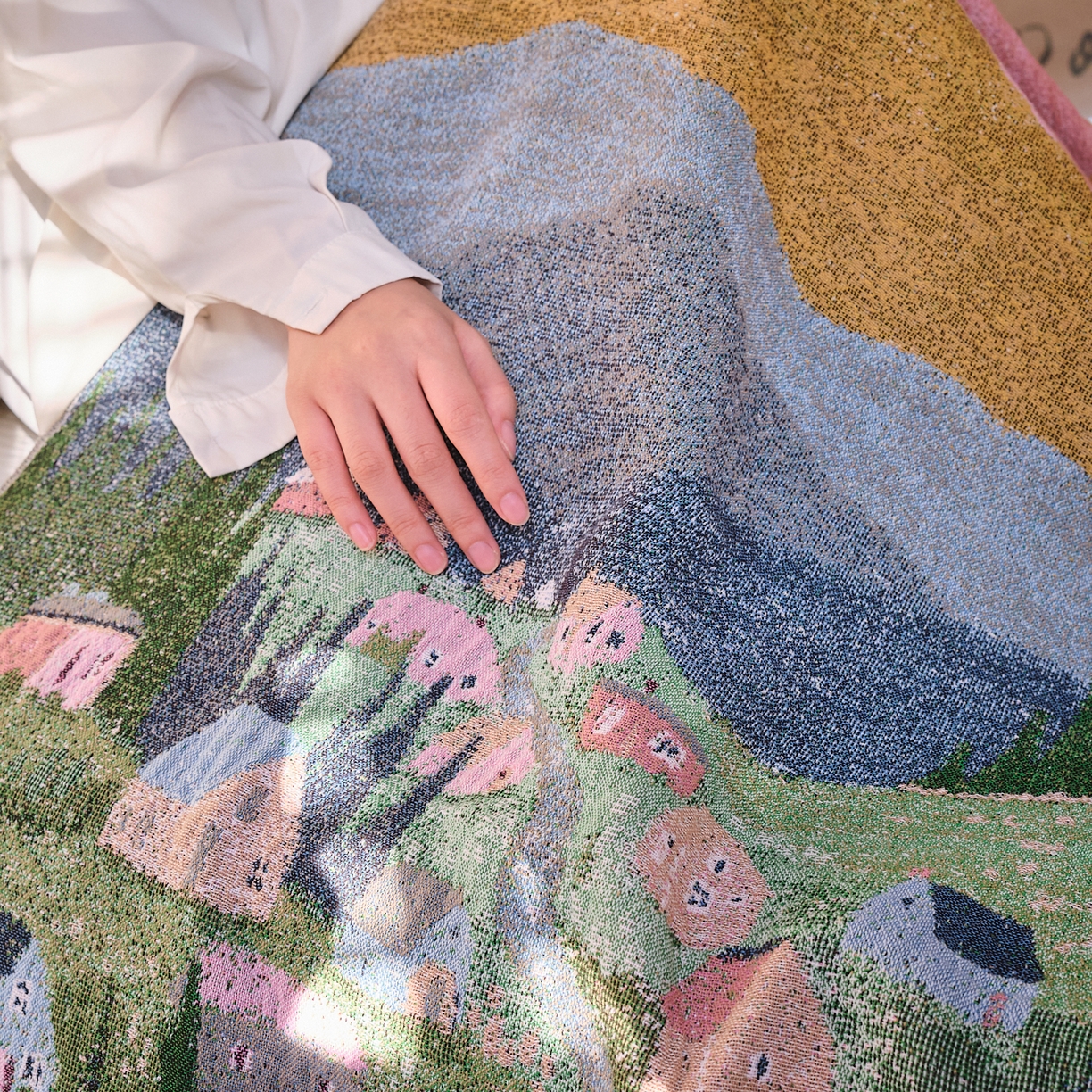 91家纺网 家纺一手货源 找家纺 沐瑟家纺 2025新款卡通A类全棉四层纱布浴巾加大毛巾-第四组 田园小镇 150*75cm