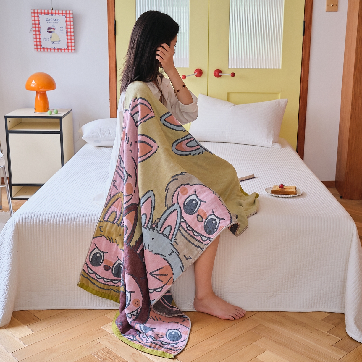 91家纺网 家纺一手货源 找家纺 沐瑟家纺 2025新款卡通A类全棉四层纱布浴巾加大毛巾-第四组 兔兔家族 150*75cm