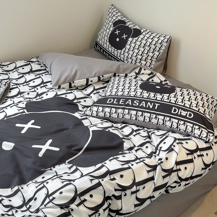 91家纺网 家纺一手货源 找家纺 色鬼布艺高端家居主号 2025新款现代简约网红款四季棉四件套 黑白迪