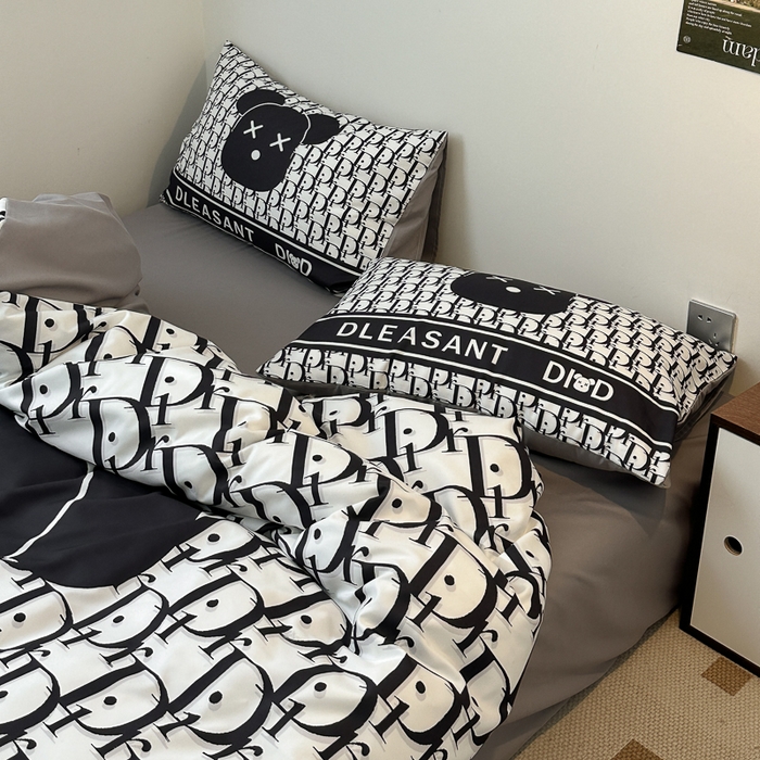 91家纺网 家纺一手货源 找家纺 色鬼布艺高端家居主号 2025新款现代简约网红款四季棉四件套 黑白迪