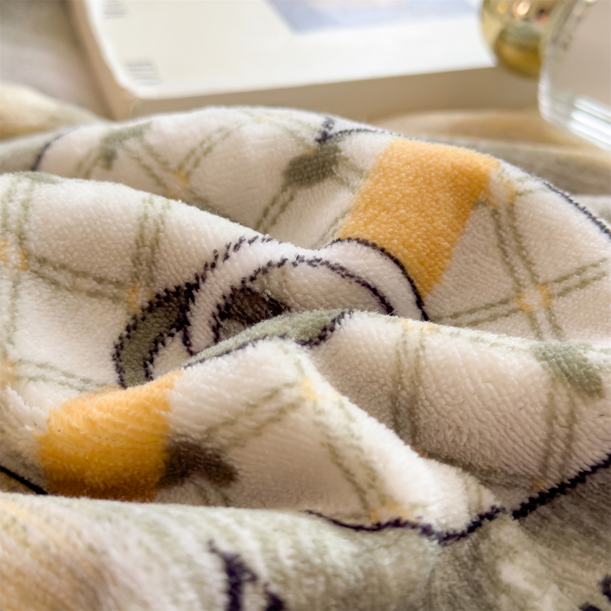 91家纺网 家纺一手货源 找家纺 慕木家纺 2025新款高克重印花牛奶绒云锦绒双层毛毯毛毯毯子（可供跨境提供买家秀） 双层毛毯-乔治奇缘+白