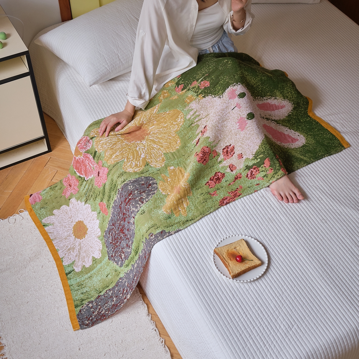 91家纺网 家纺一手货源 找家纺 沐瑟家纺 2025新款卡通A类全棉四层纱布浴巾加大毛巾-第四组 小白兔 150*75cm