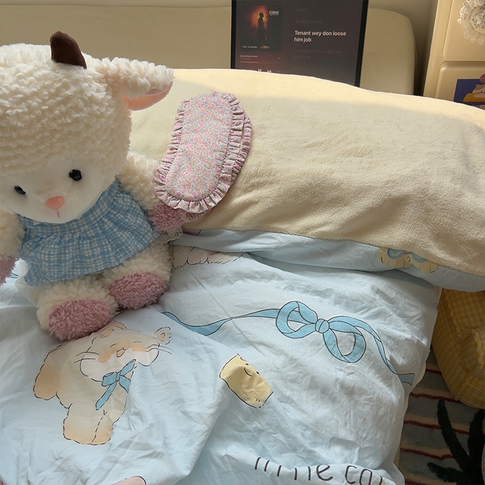 91家纺网 家纺一手货源 找家纺 原素 2025秋冬A类水洗棉+200克牛奶绒四件套 奶芙猫猫-绒