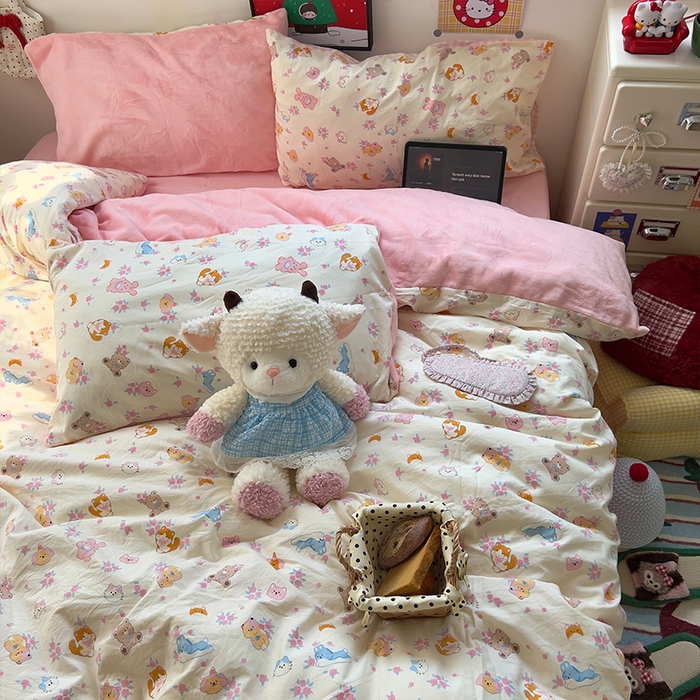 91家纺网 家纺一手货源 找家纺 原素 2025秋冬A类水洗棉+200克牛奶绒四件套 萌宠喵喵-绒