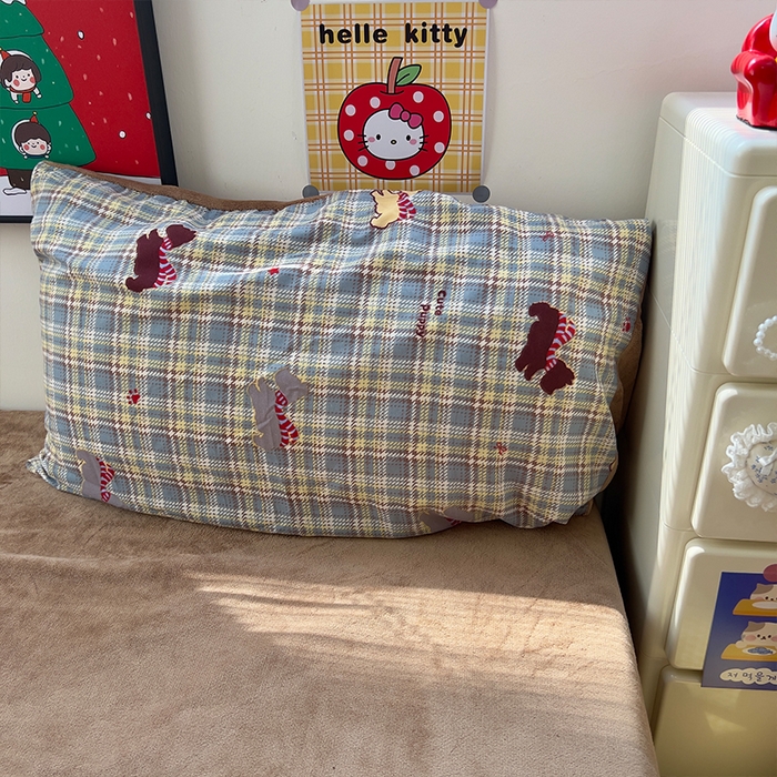 91家纺网 家纺一手货源 找家纺 原素 2025秋冬A类水洗棉+200克牛奶绒四件套 围巾狗狗-绒