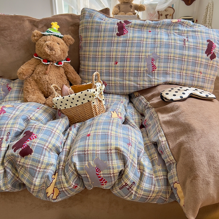 91家纺网 家纺一手货源 找家纺 原素 2025秋冬A类水洗棉+200克牛奶绒四件套 围巾狗狗-绒