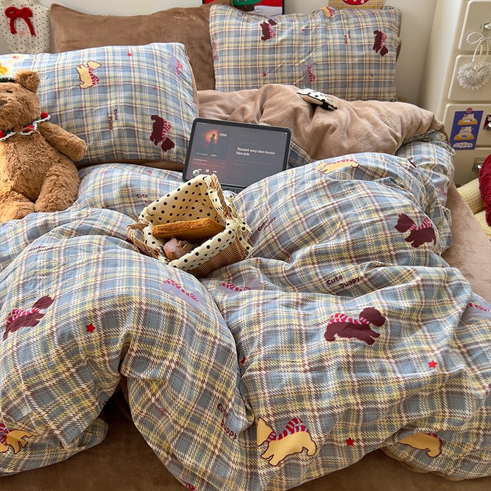 91家纺网 家纺一手货源 找家纺 原素 2025秋冬A类水洗棉+200克牛奶绒四件套 围巾狗狗-绒