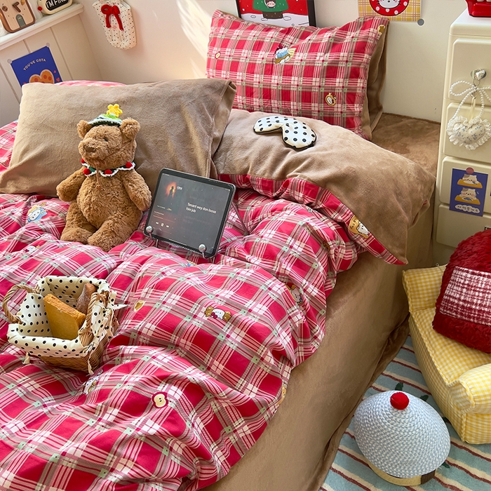 91家纺网 家纺一手货源 找家纺 原素 2025秋冬A类水洗棉+200克牛奶绒四件套 红格KT酱-绒