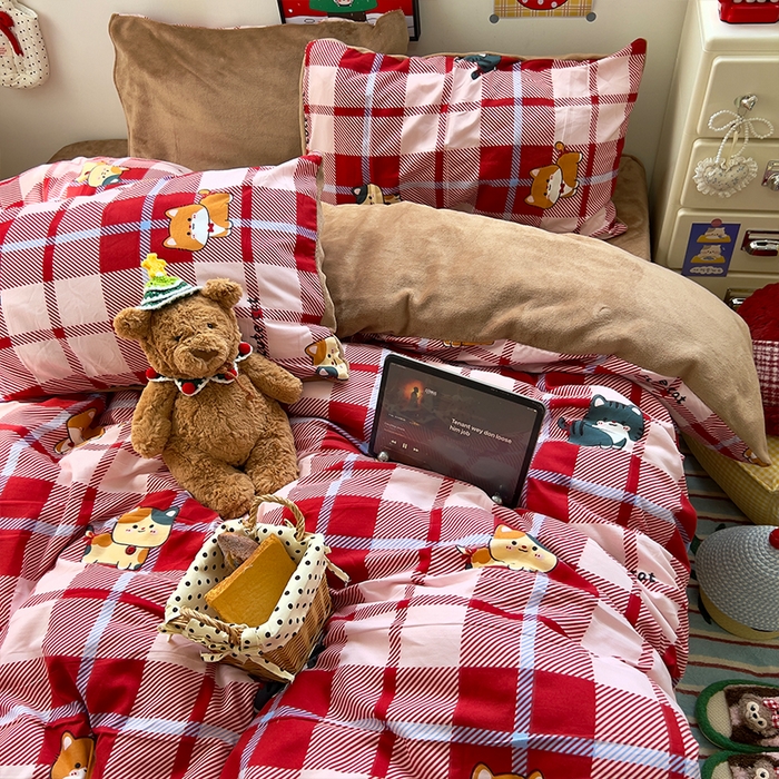 91家纺网 家纺一手货源 找家纺 原素 2025秋冬A类水洗棉+200克牛奶绒四件套 红格喵喵-绒