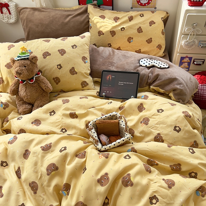 91家纺网 家纺一手货源 找家纺 原素 2025秋冬A类水洗棉+200克牛奶绒四件套 巧克力小熊-绒