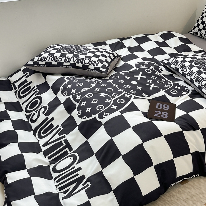 91家纺网 家纺一手货源 找家纺 色鬼布艺高端家居主号 2025新款现代简约网红款四季棉四件套 棋盘格公仔