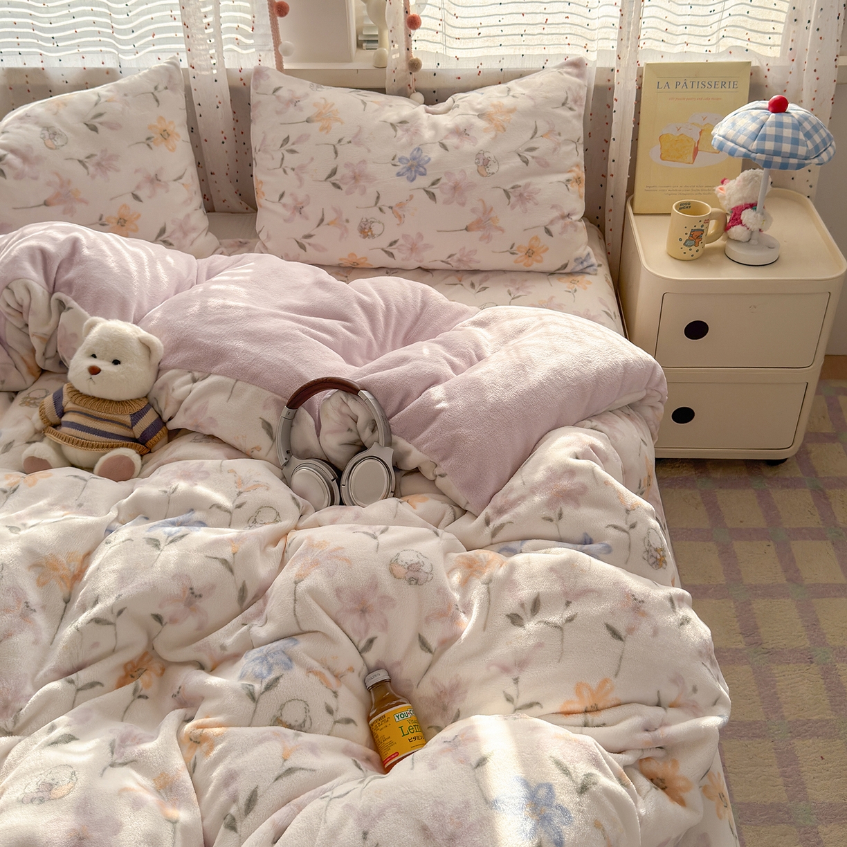 91家纺网 家纺一手货源 找家纺 沐芷 2025 高克重加厚A类牛奶绒四件套珊瑚绒卡通简约三件套 【绒】百合兔