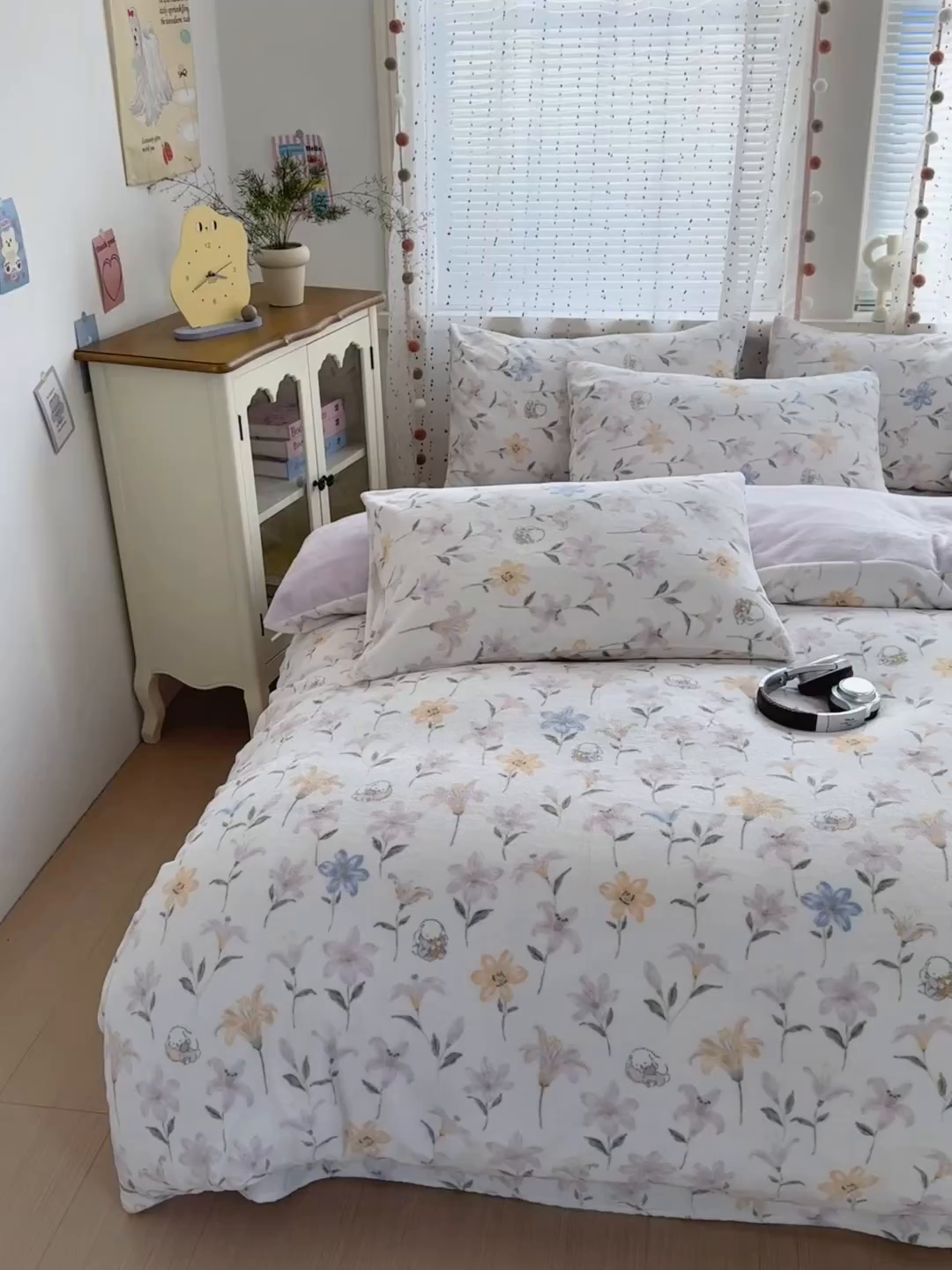 91家纺网 家纺一手货源 找家纺 沐芷 2025 高克重加厚A类牛奶绒四件套珊瑚绒卡通简约三件套 【绒】百合兔