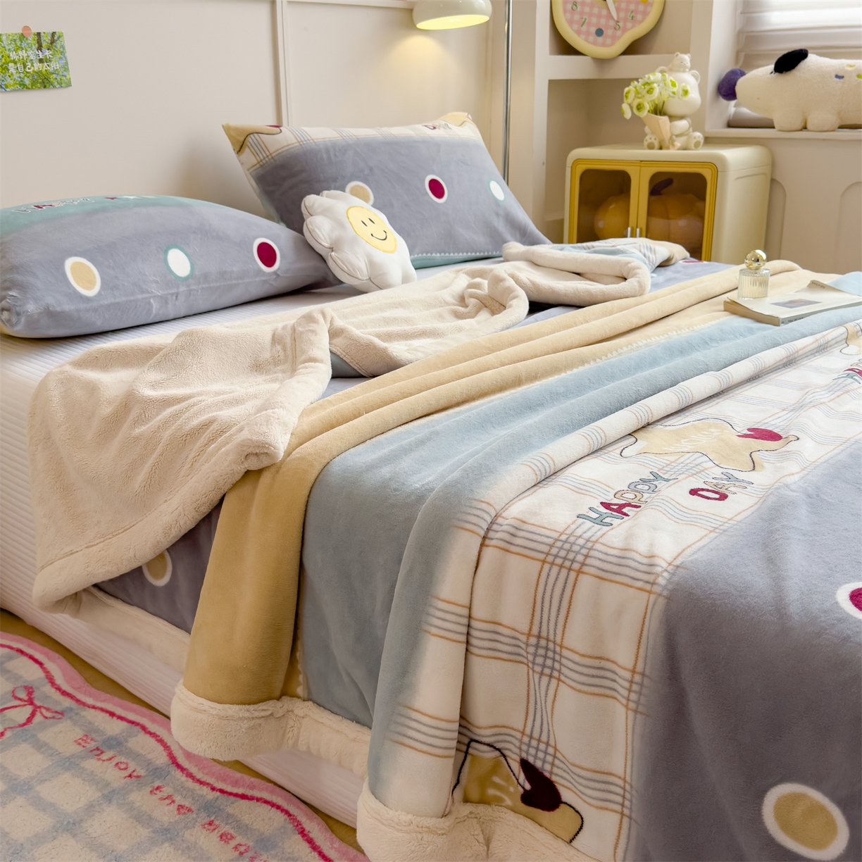 91家纺网 家纺一手货源 找家纺 慕木家纺 2025新款高克重印花牛奶绒云锦绒双层毛毯毛毯毯子（可供跨境提供买家秀） 双层毛毯-快乐时光+白