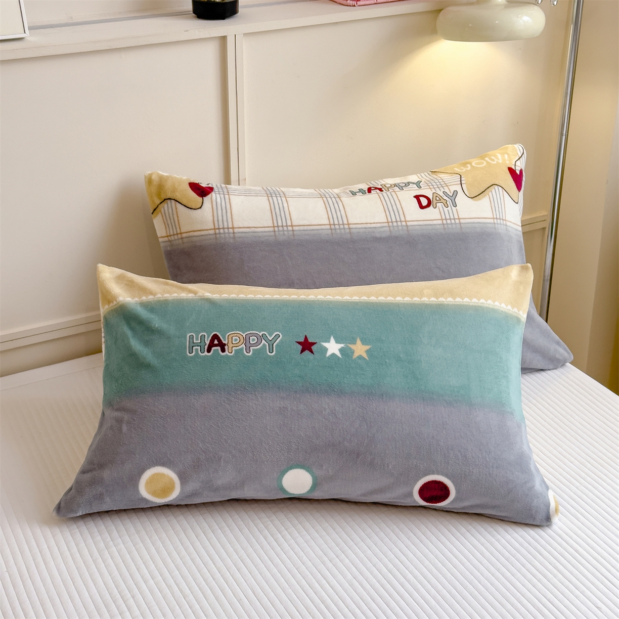 91家纺网 家纺一手货源 找家纺 慕木家纺 2025新款高克重印花牛奶绒云锦绒双层毛毯毛毯毯子（可供跨境提供买家秀） 双层毛毯-快乐时光+白